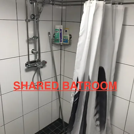 Private With Shared Bathroom And Kitchen Ödkarby